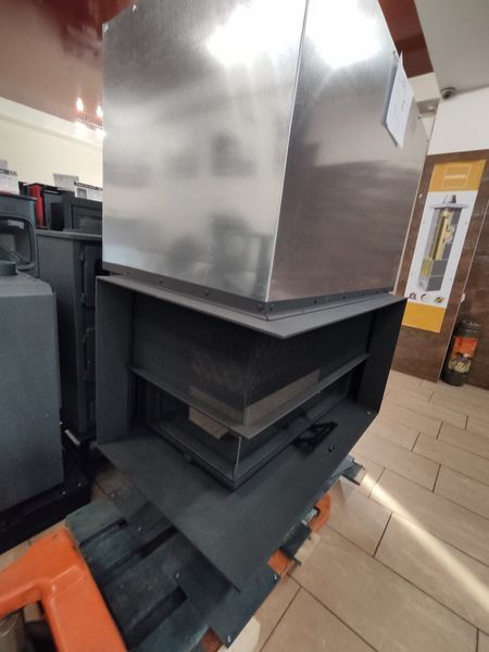 Пристінно кутовий камін Regal Fire Corner Architectural 80x42+сітка від іскор+ футіровка ребристий чавун Corner Architectural 80x42 D фото
